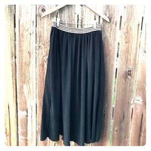 🌞Lapis Black midi skirt